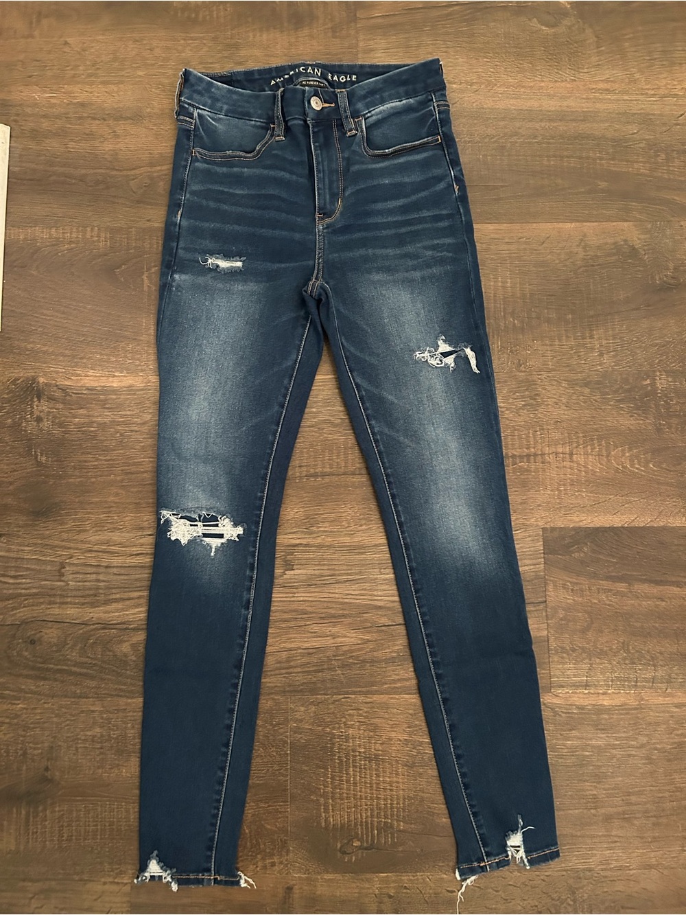 American Eagle Outfitters Navy Blue Distressed Women's Skinny Jeans